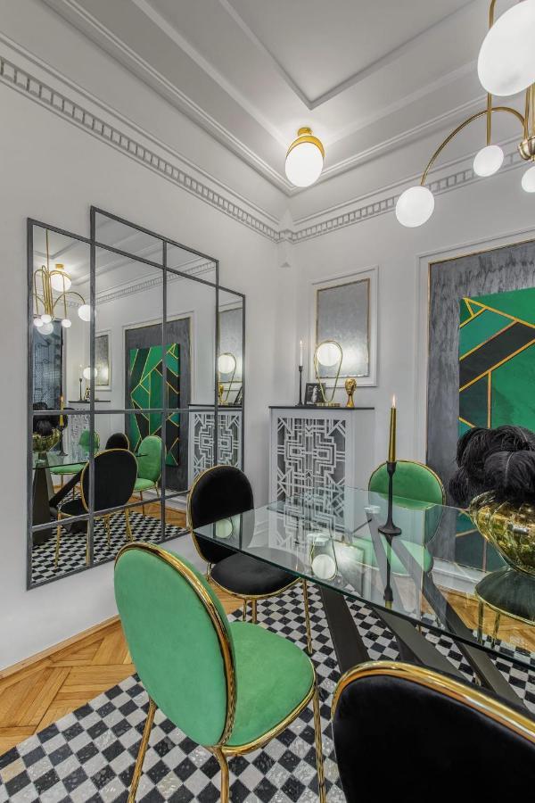 Holt - The Great Gatsby Bucharest